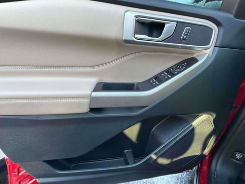 Certified 2023 Ford Explorer XLT w/ Equipment Group 202A image 21