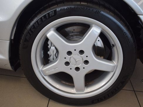 Used 2004 Mercedes-Benz SL 55 AMG image 15