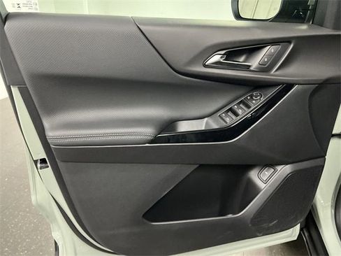 New 2026 Chevrolet Equinox LT w/ Convenience Package II image 22