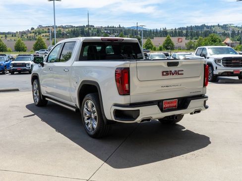 Used 2025 GMC Sierra 1500 Denali w/ Denali Reserve Package AWD/4WD image 5