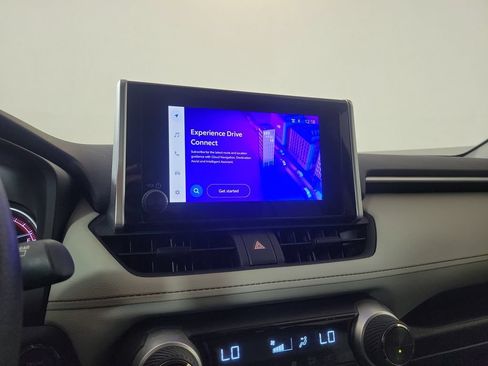 Used 2024 Toyota RAV4 XLE w/ Convenience Package FWD image 19