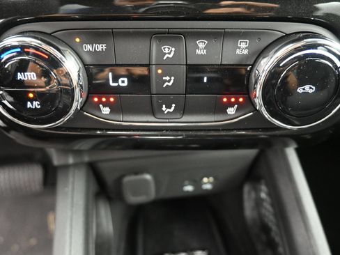 Certified 2026 Chevrolet TrailBlazer LT w/ Convenience Package AWD/4WD image 16