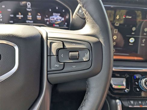 Used 2025 GMC Sierra 3500 Denali Ultimate image 18