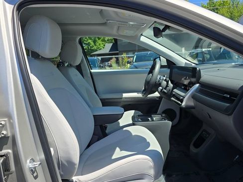 Used 2025 Hyundai Ioniq 5 Limited AWD/4WD image 10