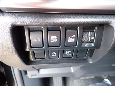 Used 2021 Subaru Forester Premium image 17