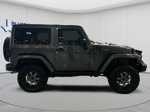 Used 2018 Jeep Wrangler Sport AWD/4WD image 4