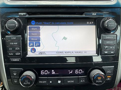 Used 2015 Nissan Altima 2.5 SV w/ Convenience Package FWD image 18