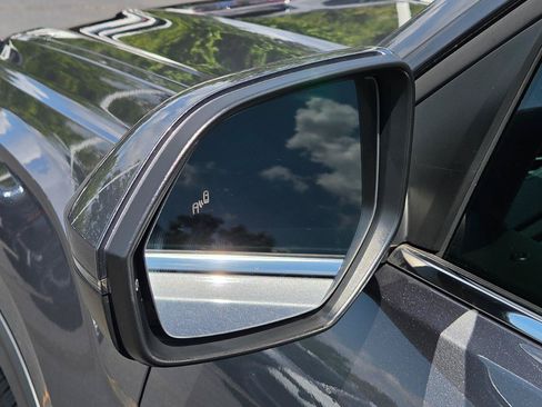Used 2024 Volkswagen Atlas SE FWD image 14