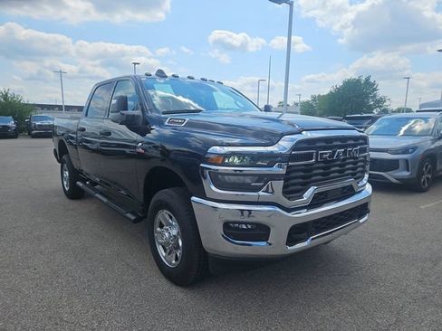 Used 2025 RAM 2500 Tradesman AWD/4WD image 7