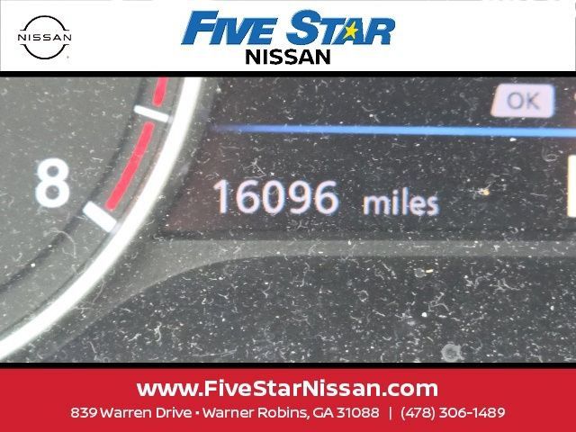 Used 2024 Nissan Sentra SR FWD image 22