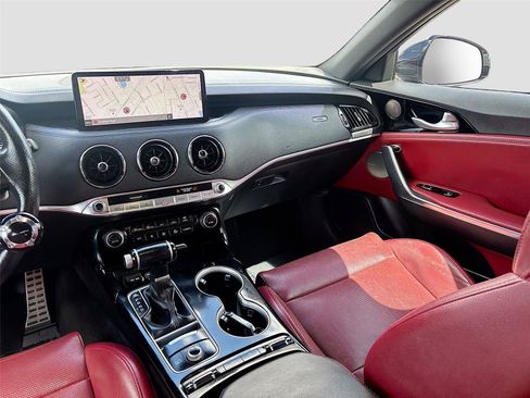 Used 2022 Kia Stinger GT-Line w/ Sun & Sound Package RWD image 24