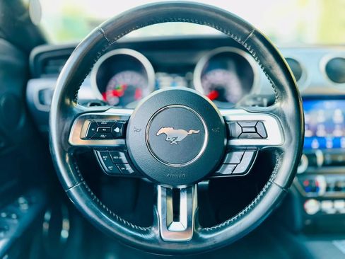 Used 2020 Ford Mustang Premium RWD image 15
