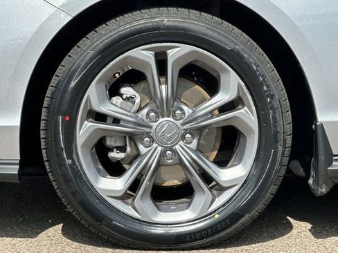 Certified 2024 Honda Accord EX image 27