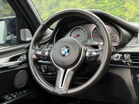 Used 2017 BMW X5 M AWD/4WD image 11