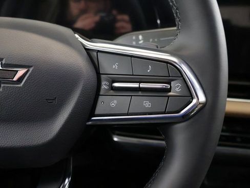 New 2026 Chevrolet Equinox ACTIV w/ Convenience Package III image 18