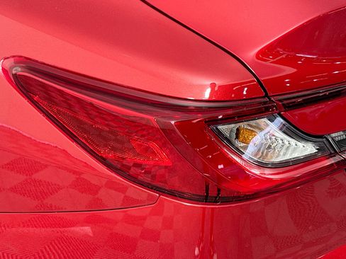 Used 2025 Toyota Camry SE image 61