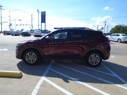 Used 2016 Hyundai Tucson SE FWD image 4