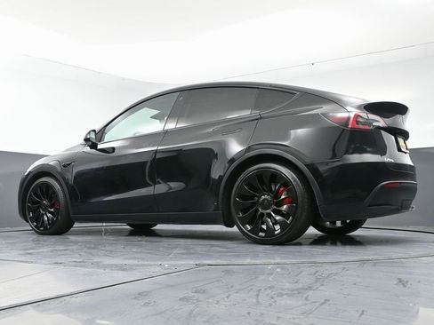 Used 2022 Tesla Model Y Performance image 56