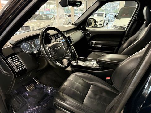 Used 2017 Land Rover Range Rover Supercharged image 10