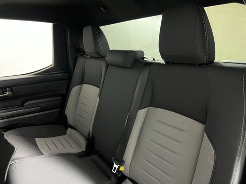 Certified 2025 Toyota Tacoma TRD Off-Road image 21