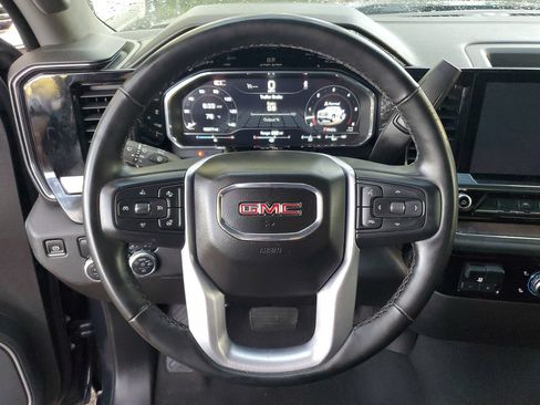 Used 2025 GMC Sierra 1500 SLT RWD image 21