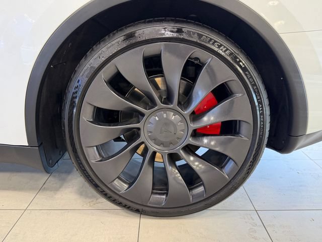 Used 2023 Tesla Model Y Performance AWD/4WD image 38