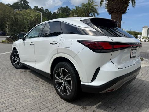 Used 2024 Lexus RX 350 FWD w/ Technology Package image 2