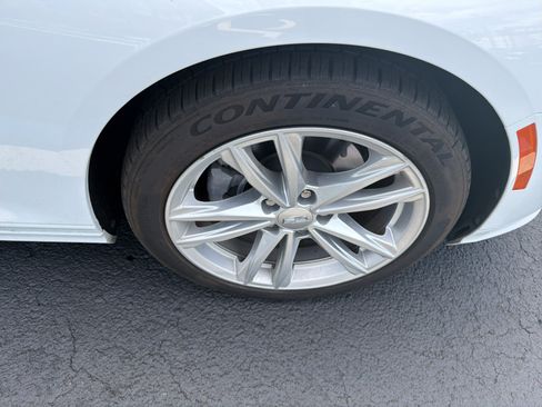 Used 2023 Cadillac CT4 Luxury RWD image 18