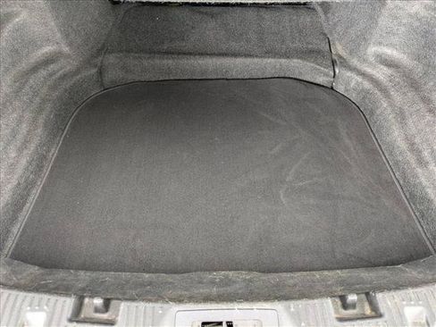 Used 2013 Lincoln MKS AWD image 6