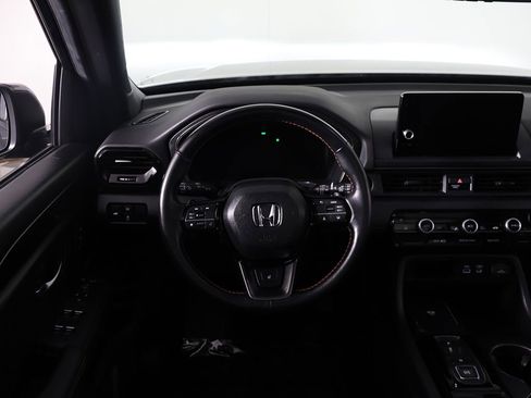 Used 2024 Honda Pilot TrailSport image 38
