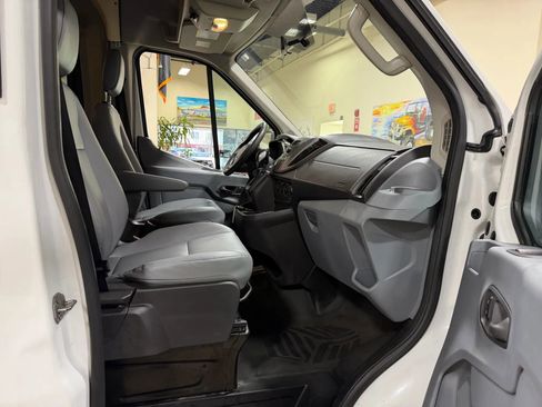Used 2015 Ford Transit 250 148 Medium Roof image 31