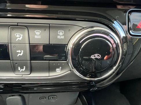 New 2026 Chevrolet Trax ACTIV w/ Driver Confidence Package FWD image 33