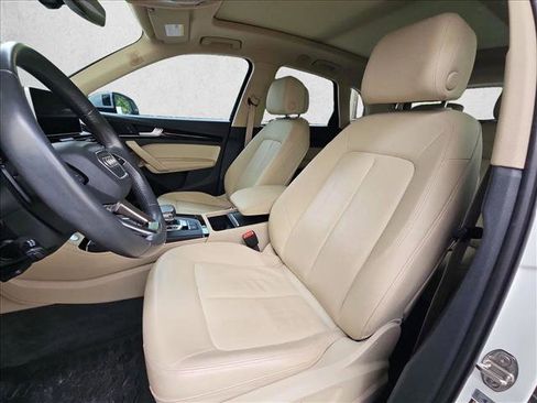 Used 2019 Audi Q5 2.0T Premium Plus w/ Premium Plus Package AWD/4WD image 15