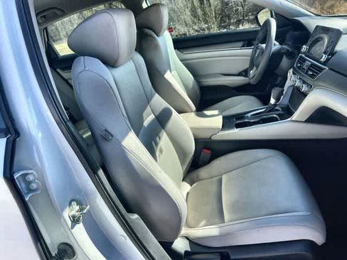 Used 2020 Honda Accord LX image 12