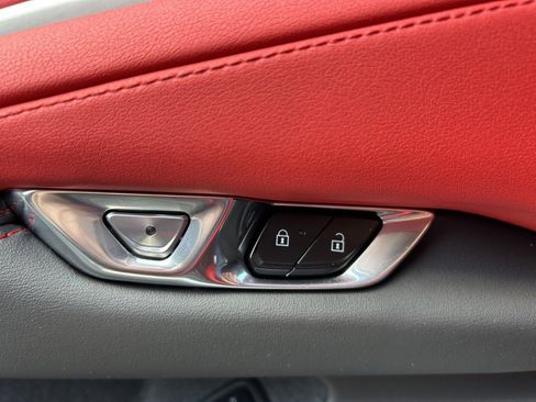 Used 2025 Chevrolet Corvette Z06 image 50