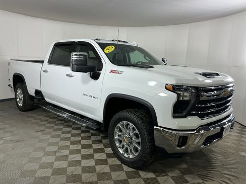 Used 2024 Chevrolet Silverado 2500 LTZ w/ LTZ Convenience Package image 1