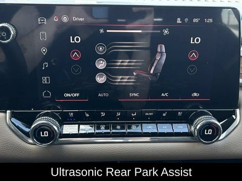 New 2026 GMC Canyon Denali w/ LPO, Denali Black Edition AWD/4WD image 17