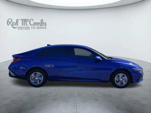 New 2026 Hyundai Elantra SE w/ Cargo Package FWD image 6