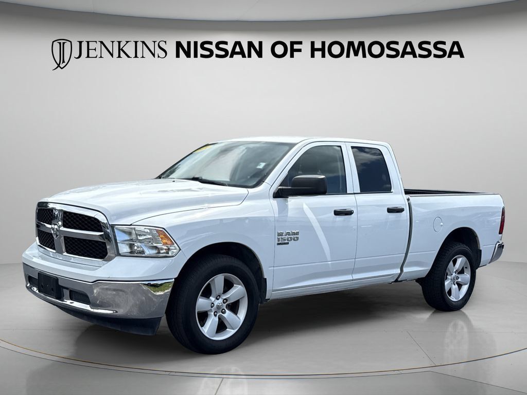 Used 2024 RAM 1500 Classic SLT AWD/4WD image 14