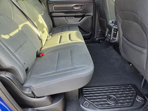 Used 2019 RAM 1500 Big Horn RWD image 17