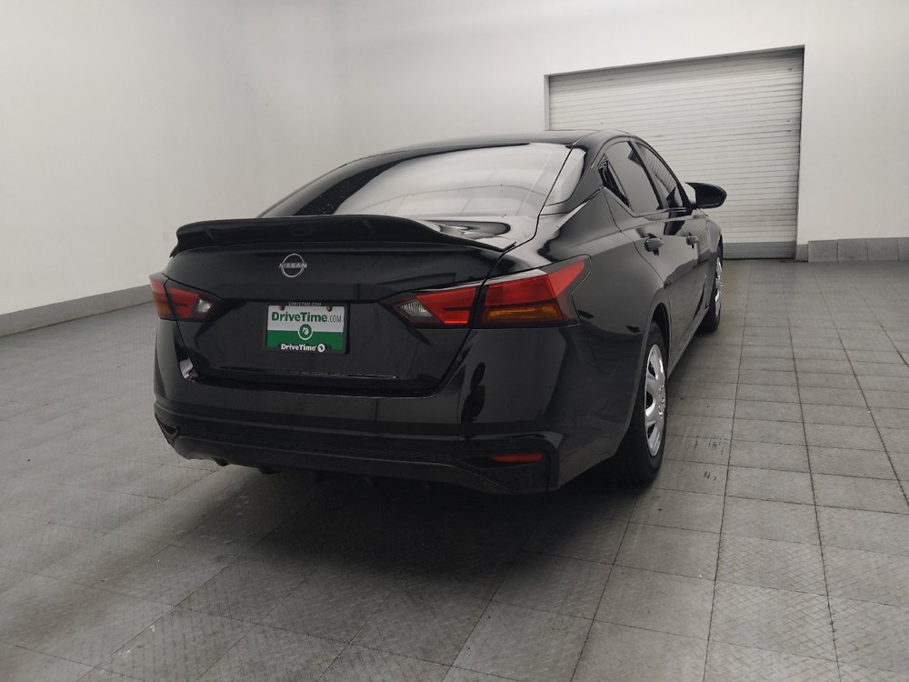 Used 2024 Nissan Altima 2.5 S FWD image 9