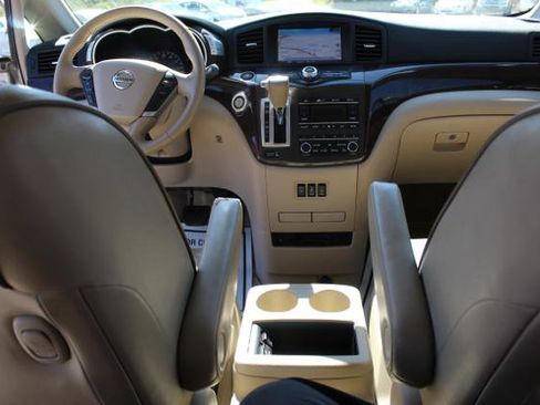 Used 2013 Nissan Quest LE FWD image 12