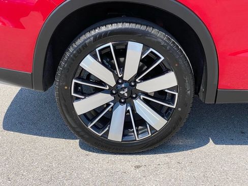Used 2025 Mitsubishi Outlander SE AWD/4WD image 10