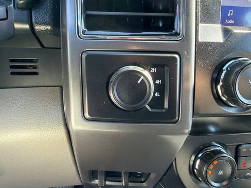 Used 2020 Ford F150 XLT w/ Equipment Group 302A Luxury AWD/4WD image 26