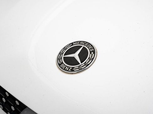 Used 2019 Mercedes-Benz GLC 300 4MATIC Coupe image 16