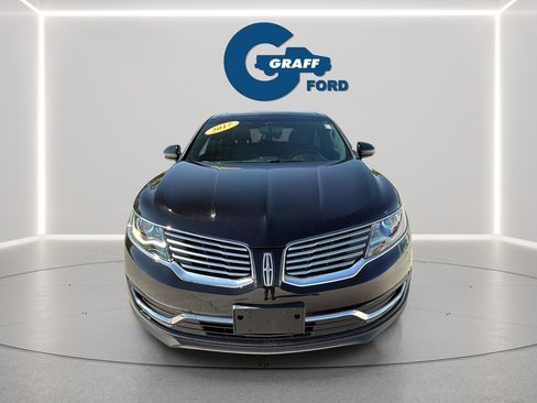 Used 2017 Lincoln MKX Reserve AWD/4WD image 3