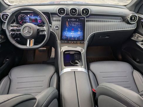 Used 2023 Mercedes-Benz GLC 300 GLC 300 image 38