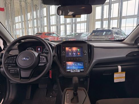 Used 2024 Subaru Crosstrek 2.0i AWD/4WD image 11