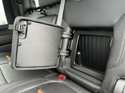 Used 2021 GMC Sierra 2500 AT4 w/ AT4 Premium Plus Package image 6