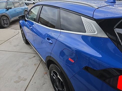 New 2026 Kia Sportage EX AWD/4WD image 4